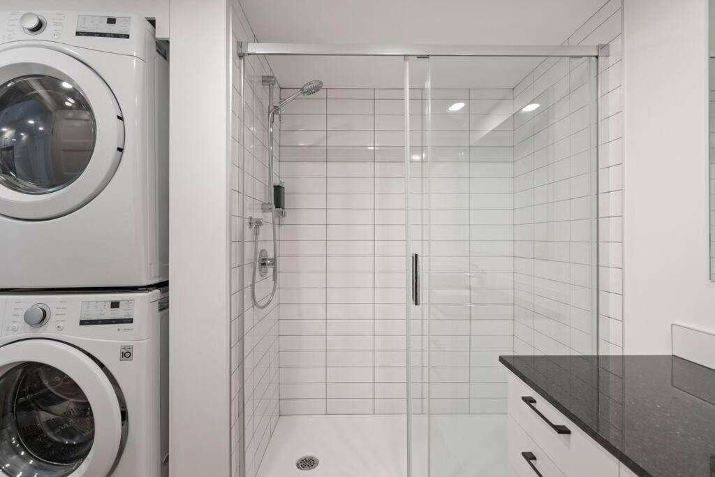 Initial / Reflexion / Centre-Ville De Quebec Apartment ภายนอก รูปภาพ
