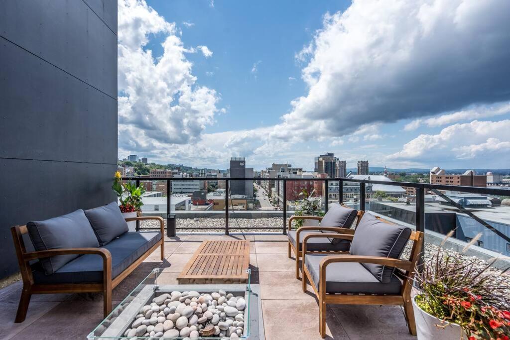 Initial / Reflexion / Centre-Ville De Quebec Apartment ภายนอก รูปภาพ